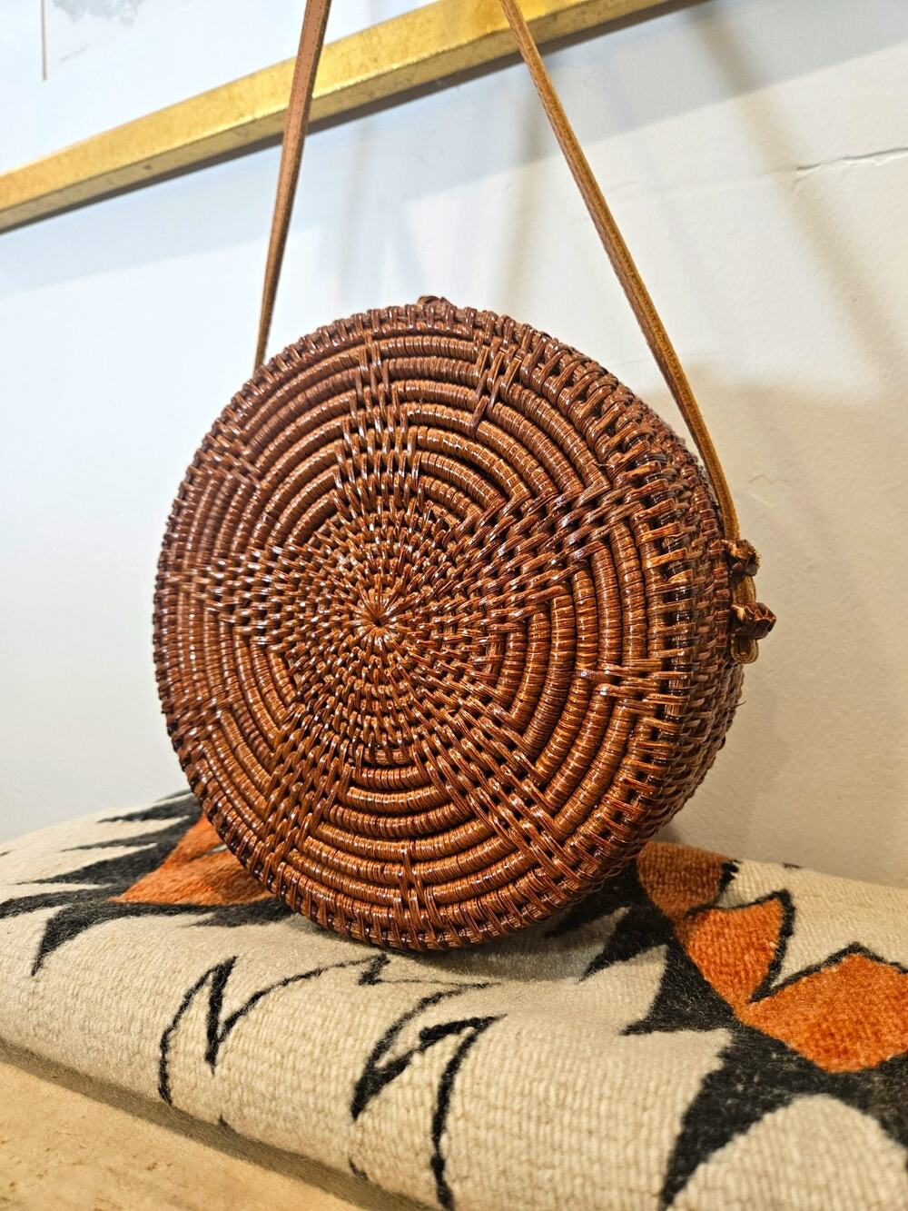 Vintage Rattan Round Crossbody Bag Woven Straw Circle Purse Palm Leaf Lining